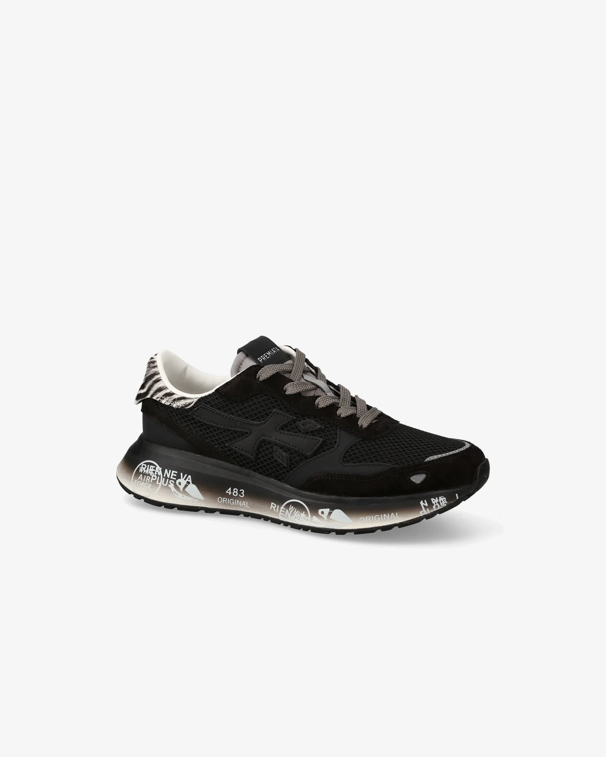 RUNNING LAURYN NERA