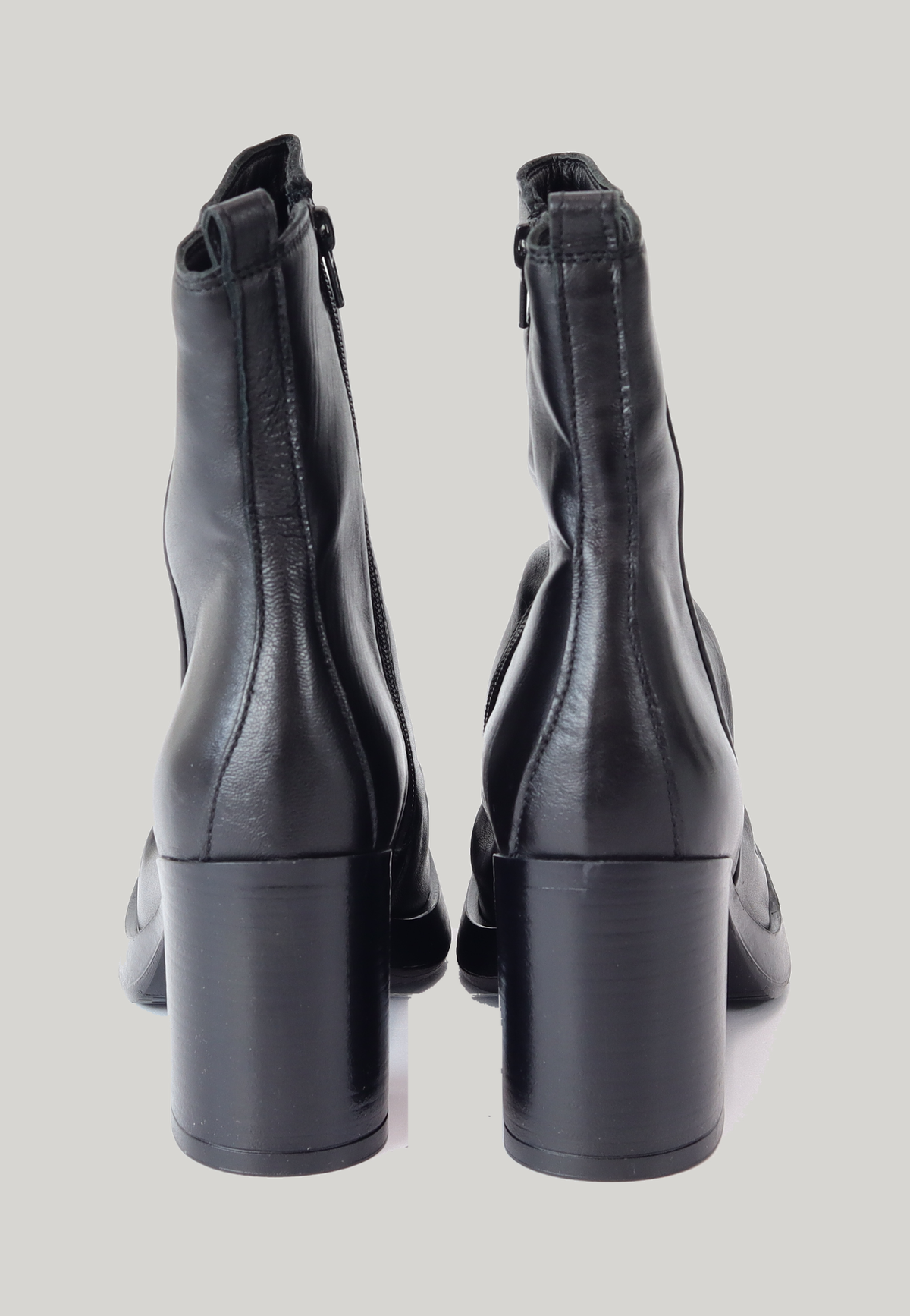 STIVALETTO NERO