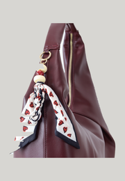 SHOPPER CARRIE BORDEAUX
