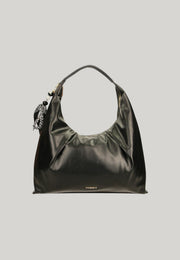 SHOPPER CARRIE NERA