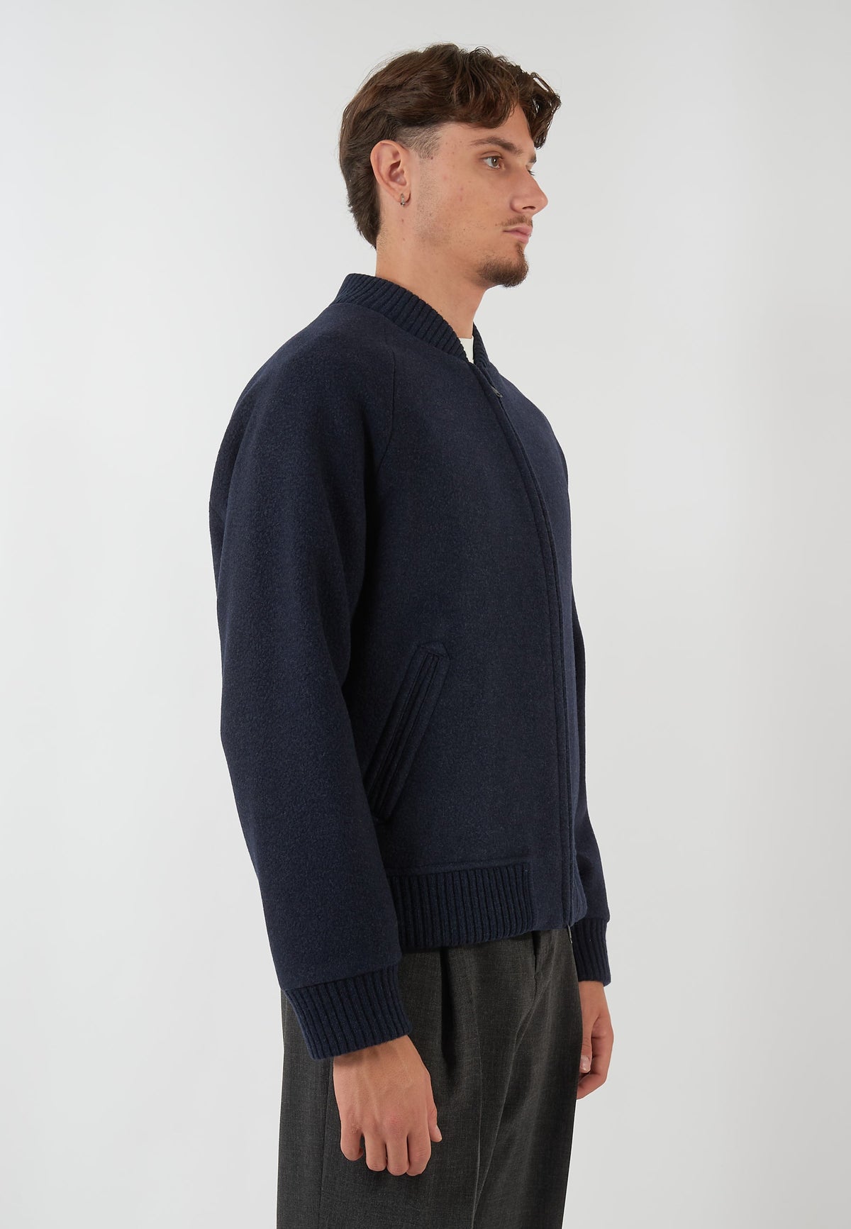 BOMBER BLU