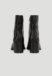 STIVALETTO NERO
