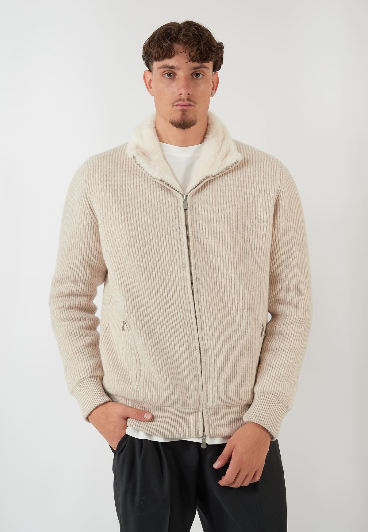 GIACCA IN MAGLIA BEIGE