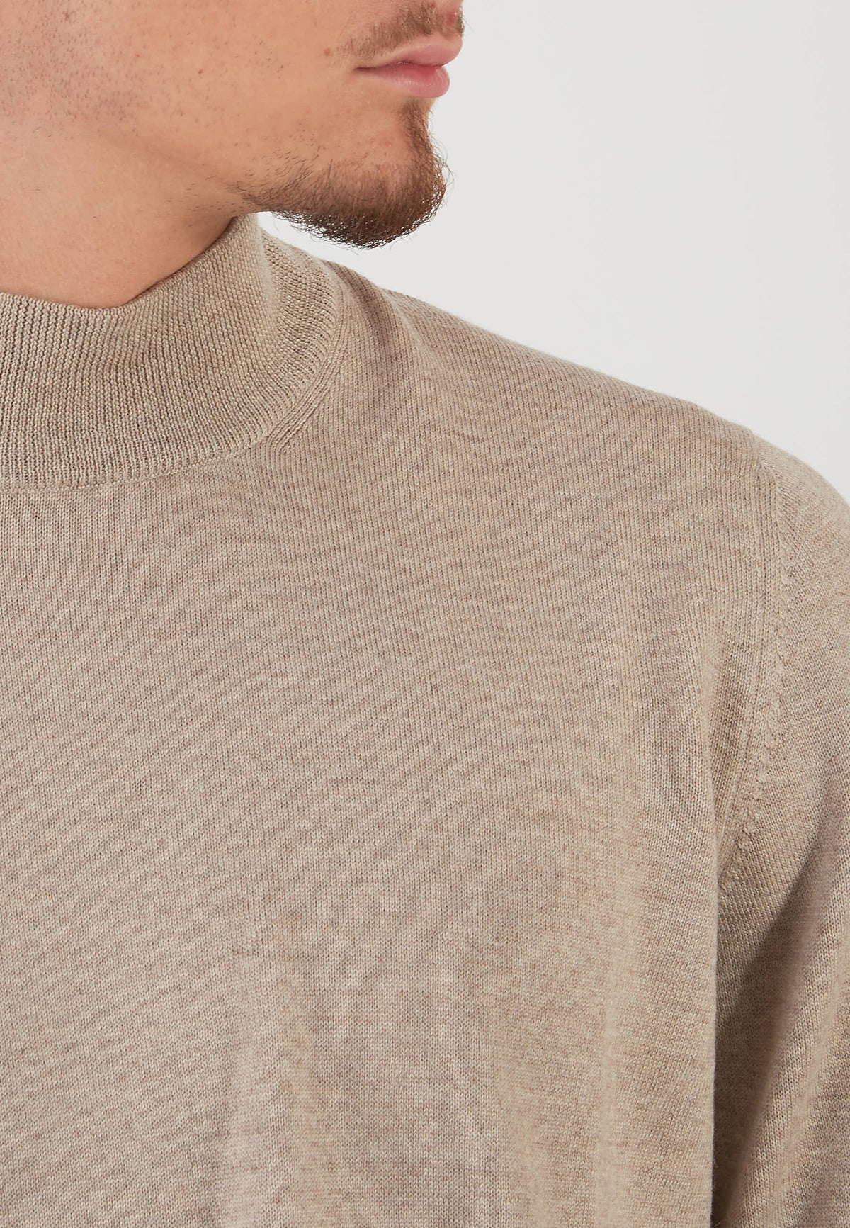 MAGLIA LUPO NOCCIOLA