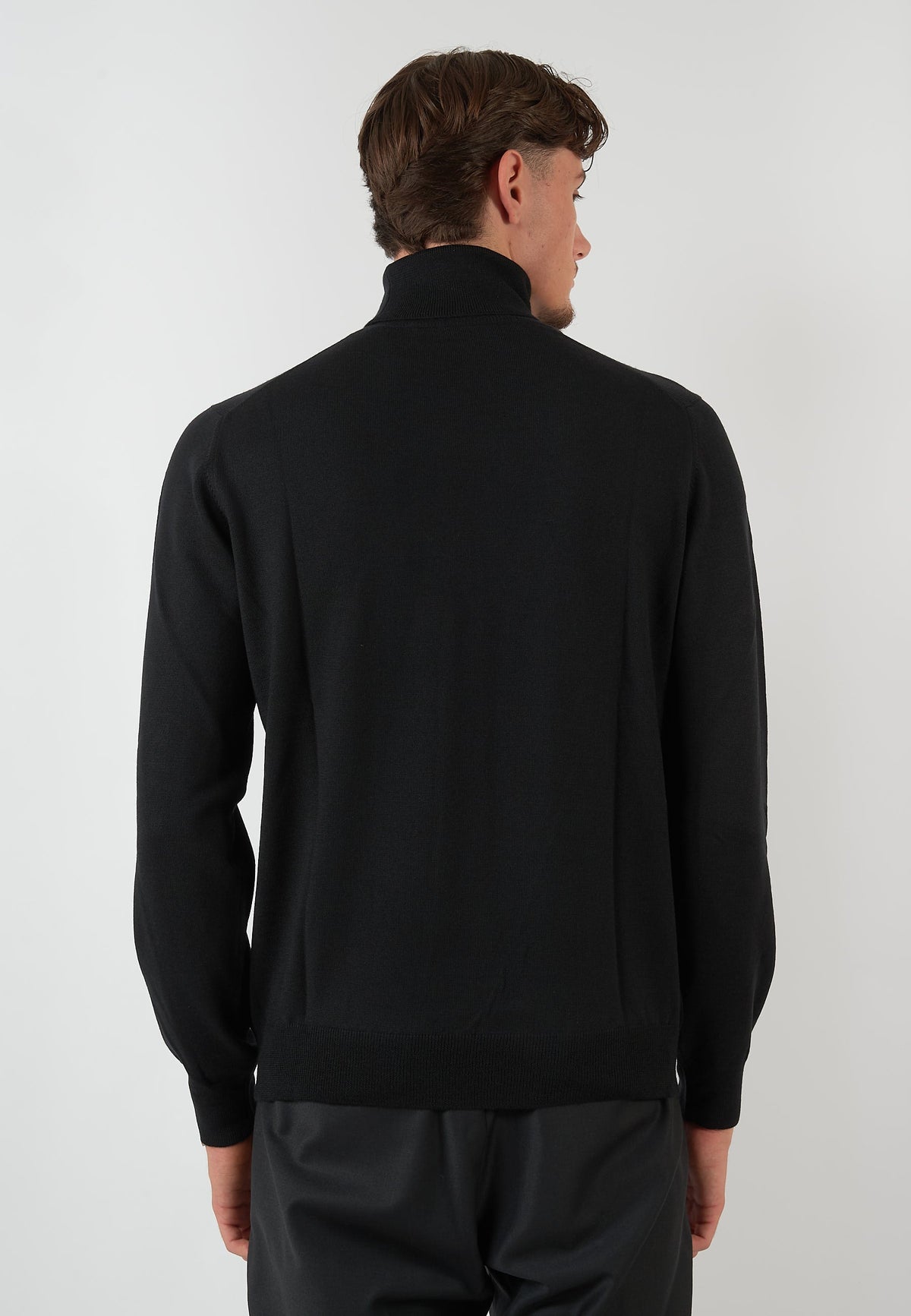 MAGLIA COLLO ALTO NERO