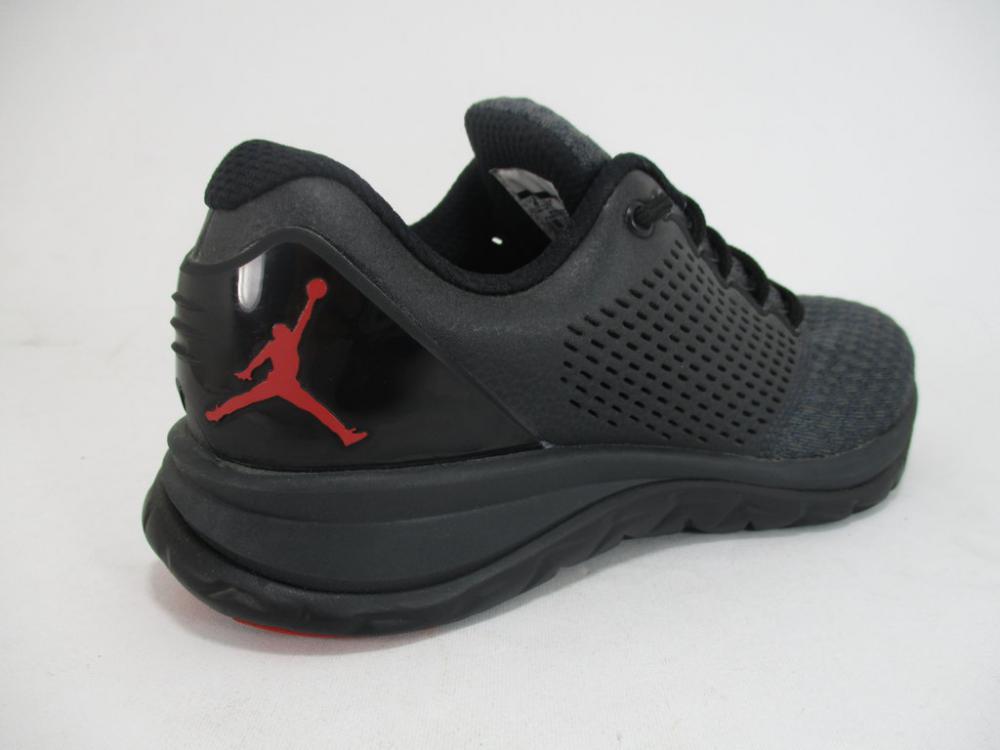 Jordan scarpa da ginnastica da uomo Trainer st Winter 854562 003 nero