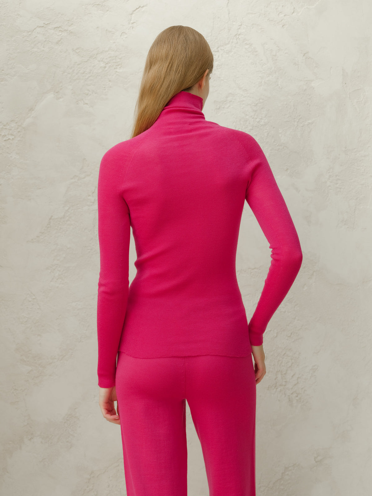 Extra Fine Merino Ribbed Turtleneck
