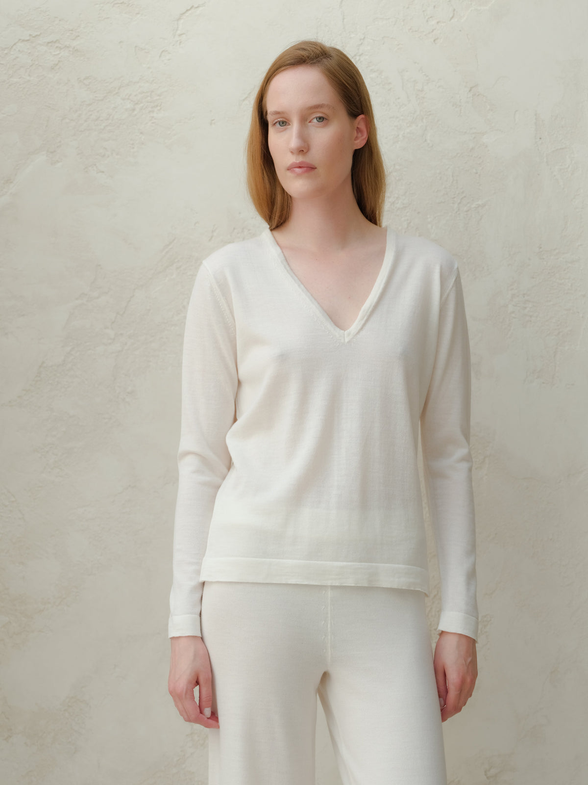 Extra Fine Merino V-Neck Sweater
