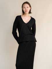 Extra Fine Merino V-Neck Sweater