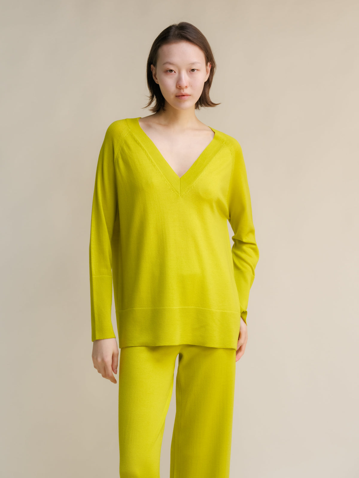 Extra Fine Merino V-Neck Maxi Sweater