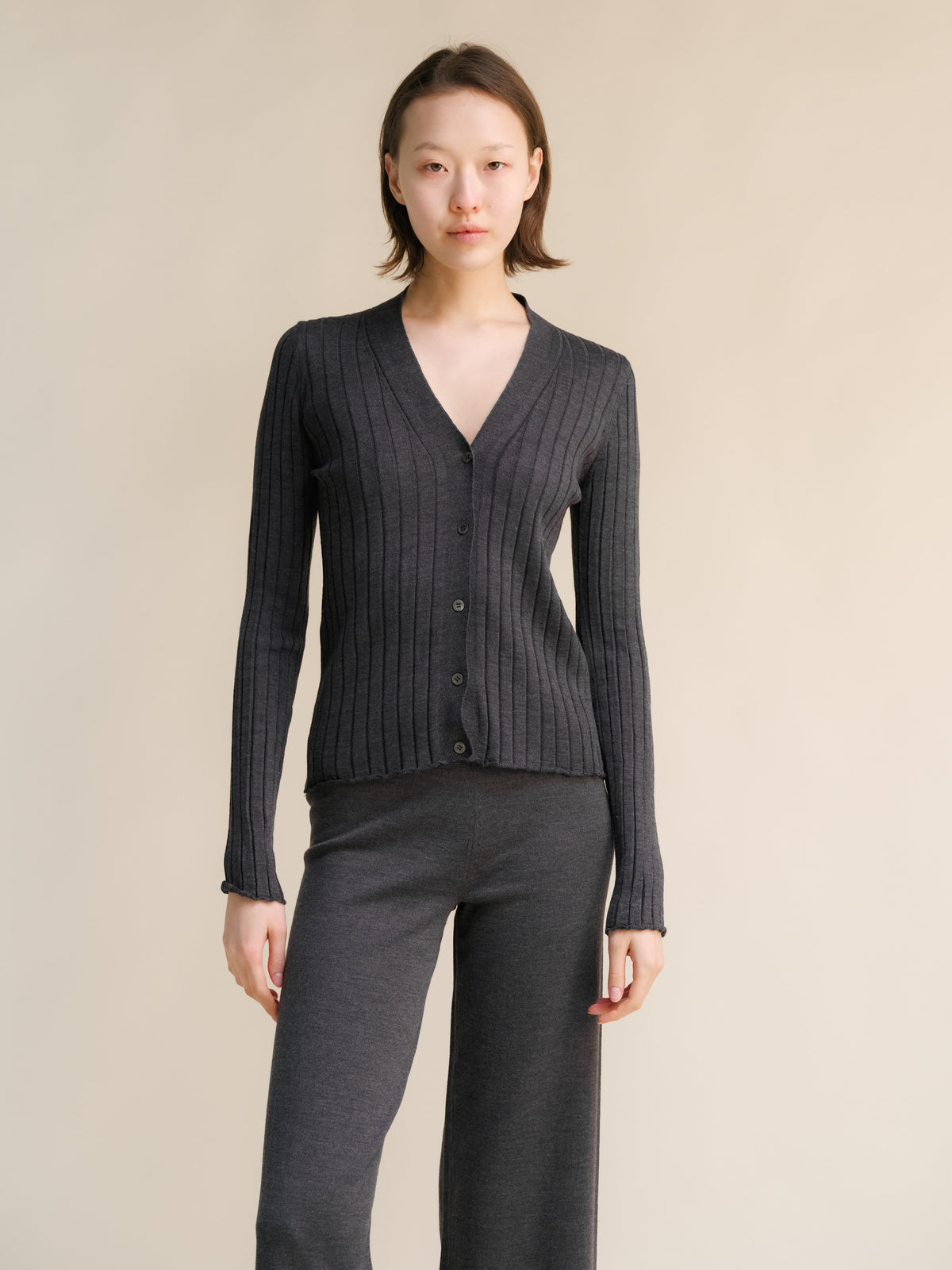 Extra Fine Merino Ribbed Cardigan