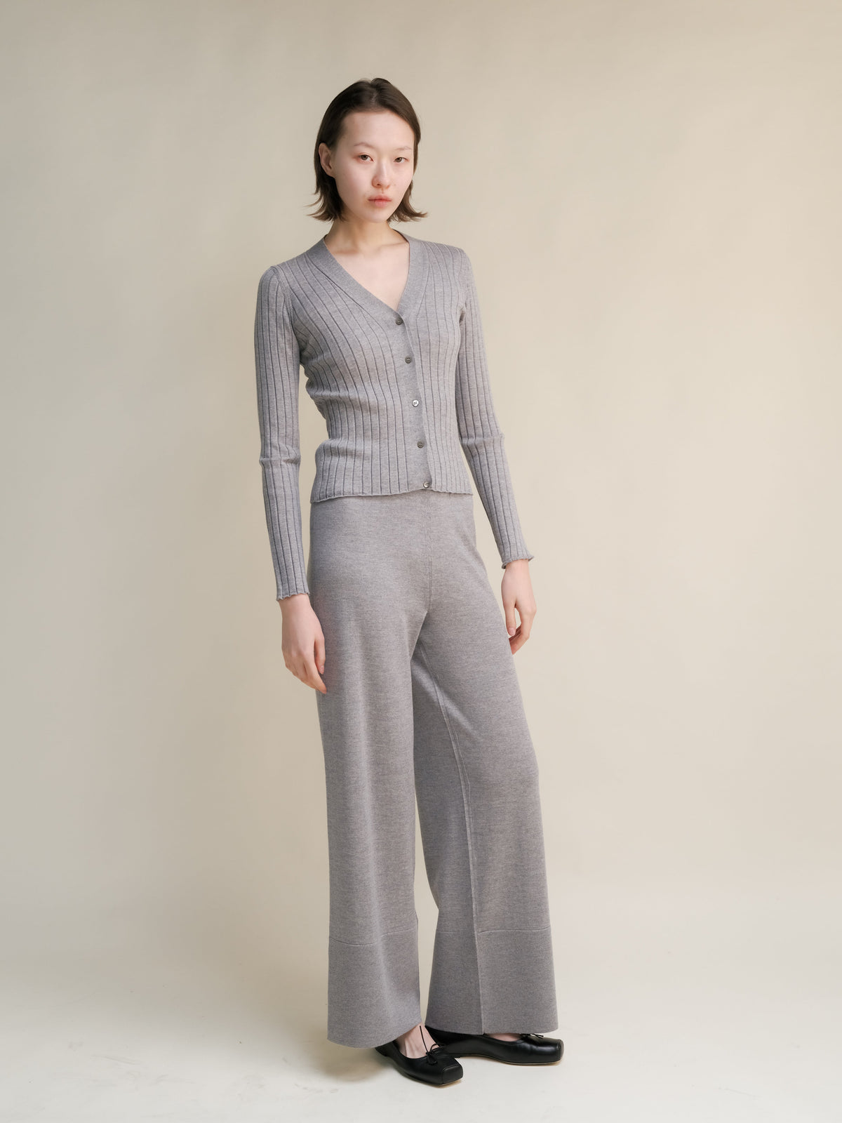 Extra Fine Merino Ribbed Cardigan