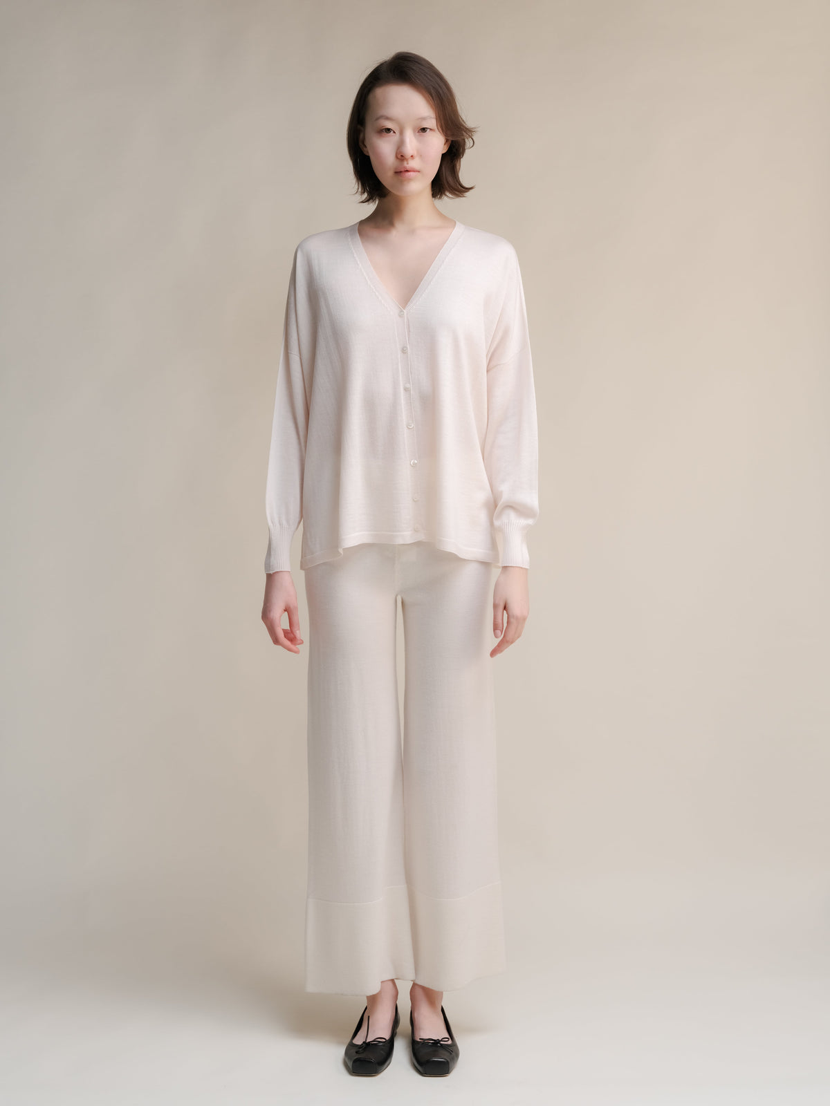 Extra Fine Merino V-Neck Cardigan