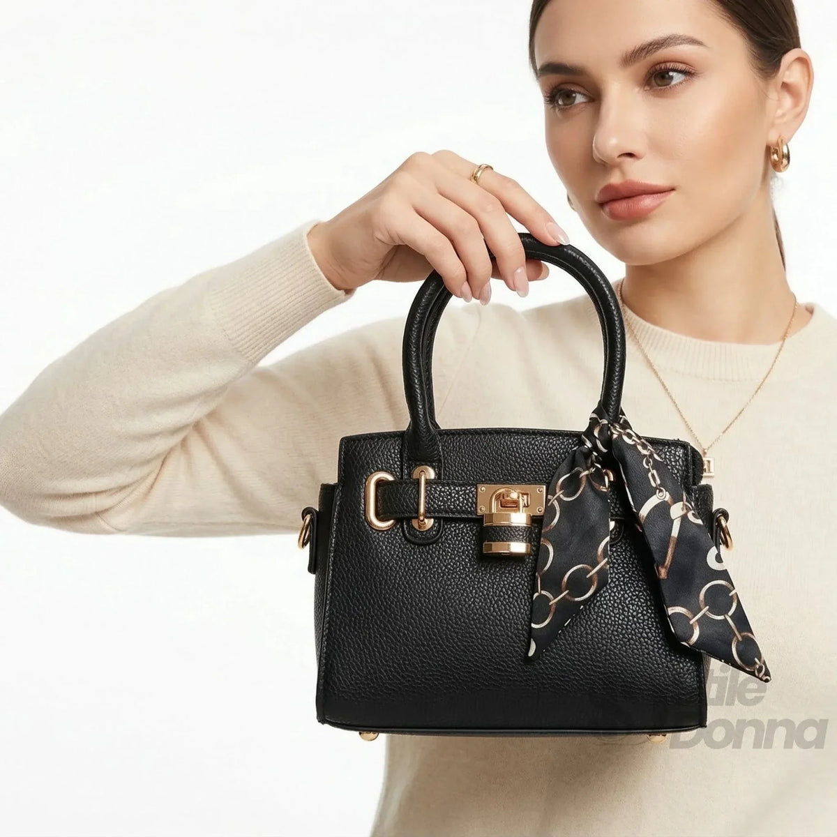 Nina Mini Borsa in Ecopelle con Finiture Oro