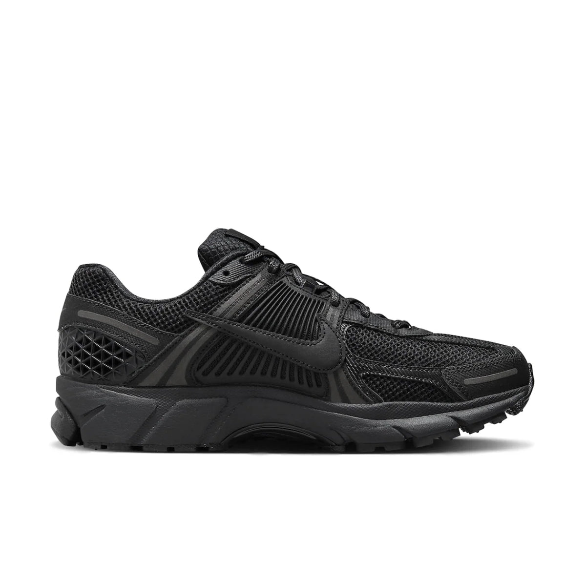 Nike Zoom Vomero 5 Triple Black