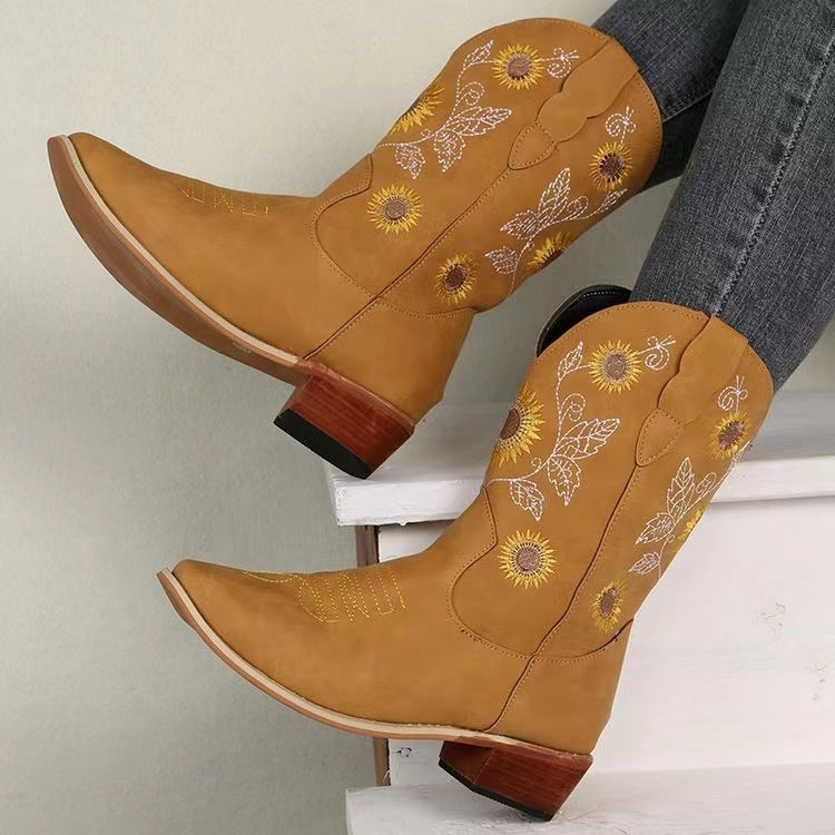 Plus Size Knight Dr Martens Boots Embroidered Fashion Women's Mid-calf