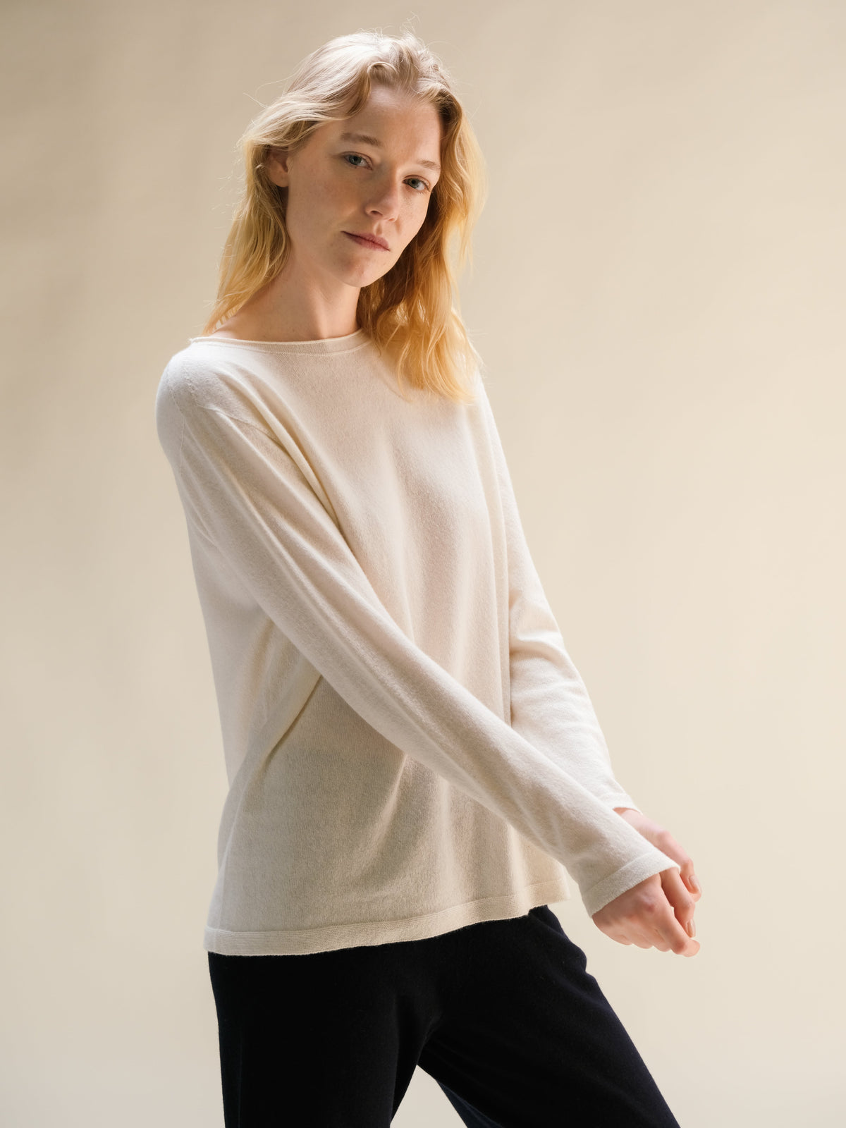 Cashmere Mix Curl Crewneck