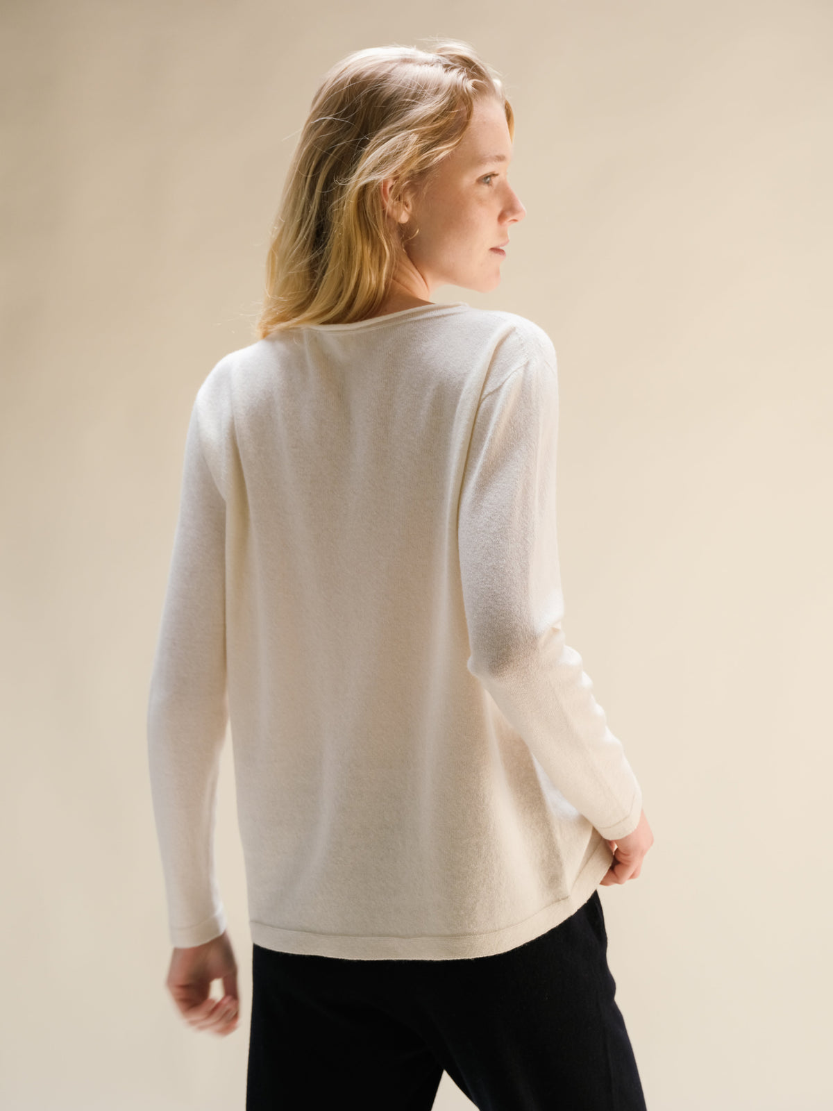 Cashmere Mix Curl Crewneck