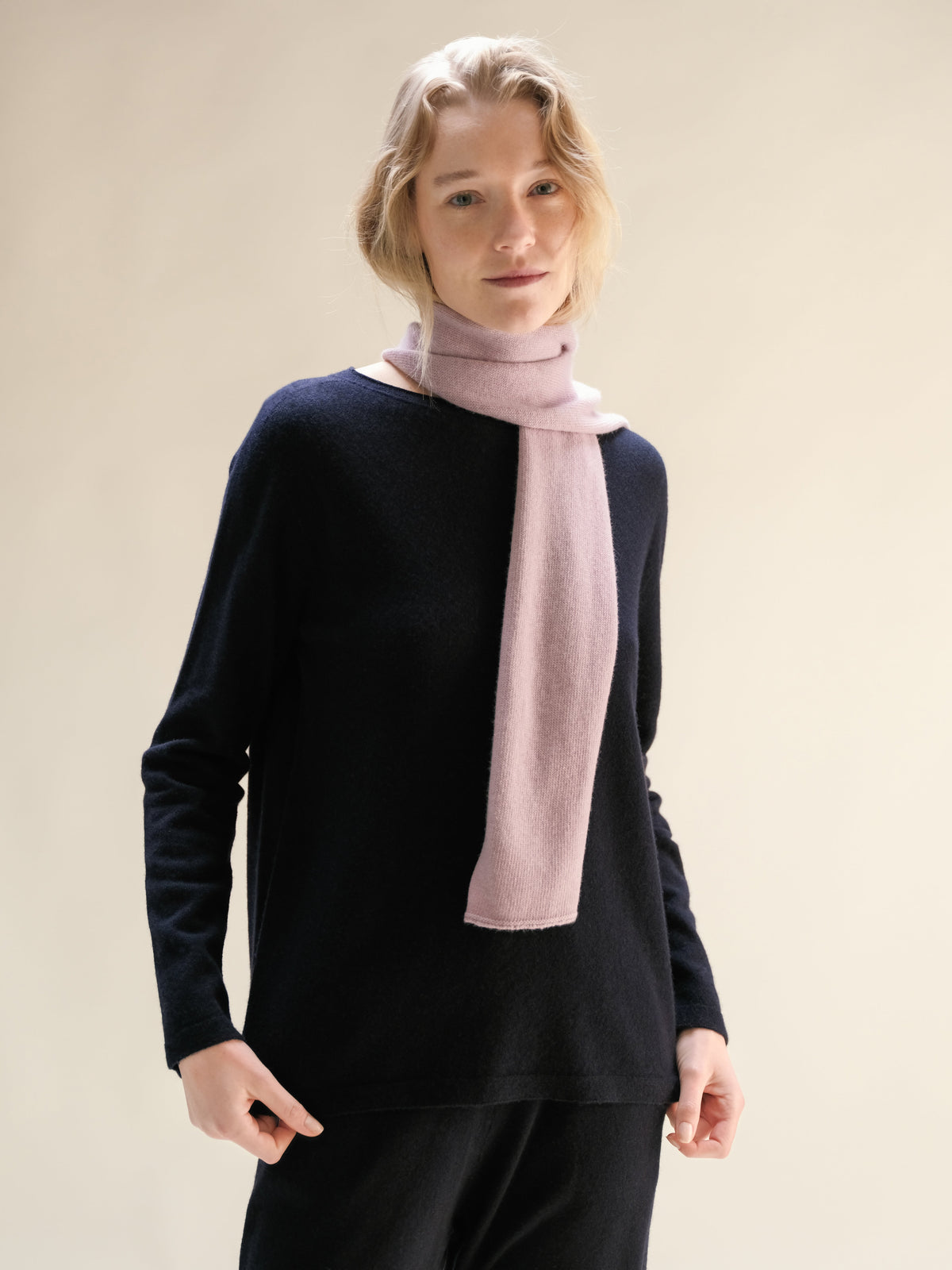 Cashmere Mix Curl Crewneck