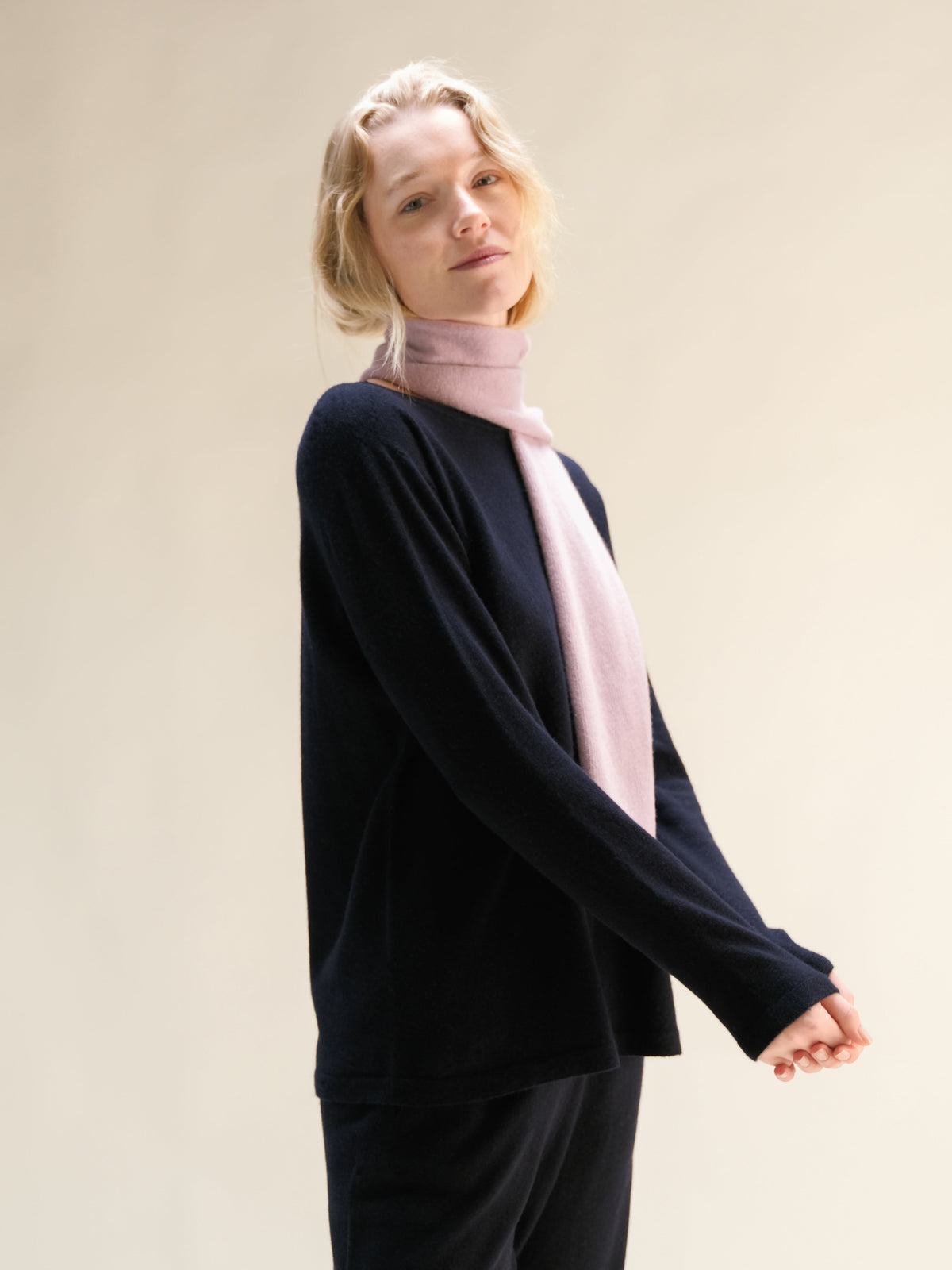 Cashmere Mix Curl Crewneck