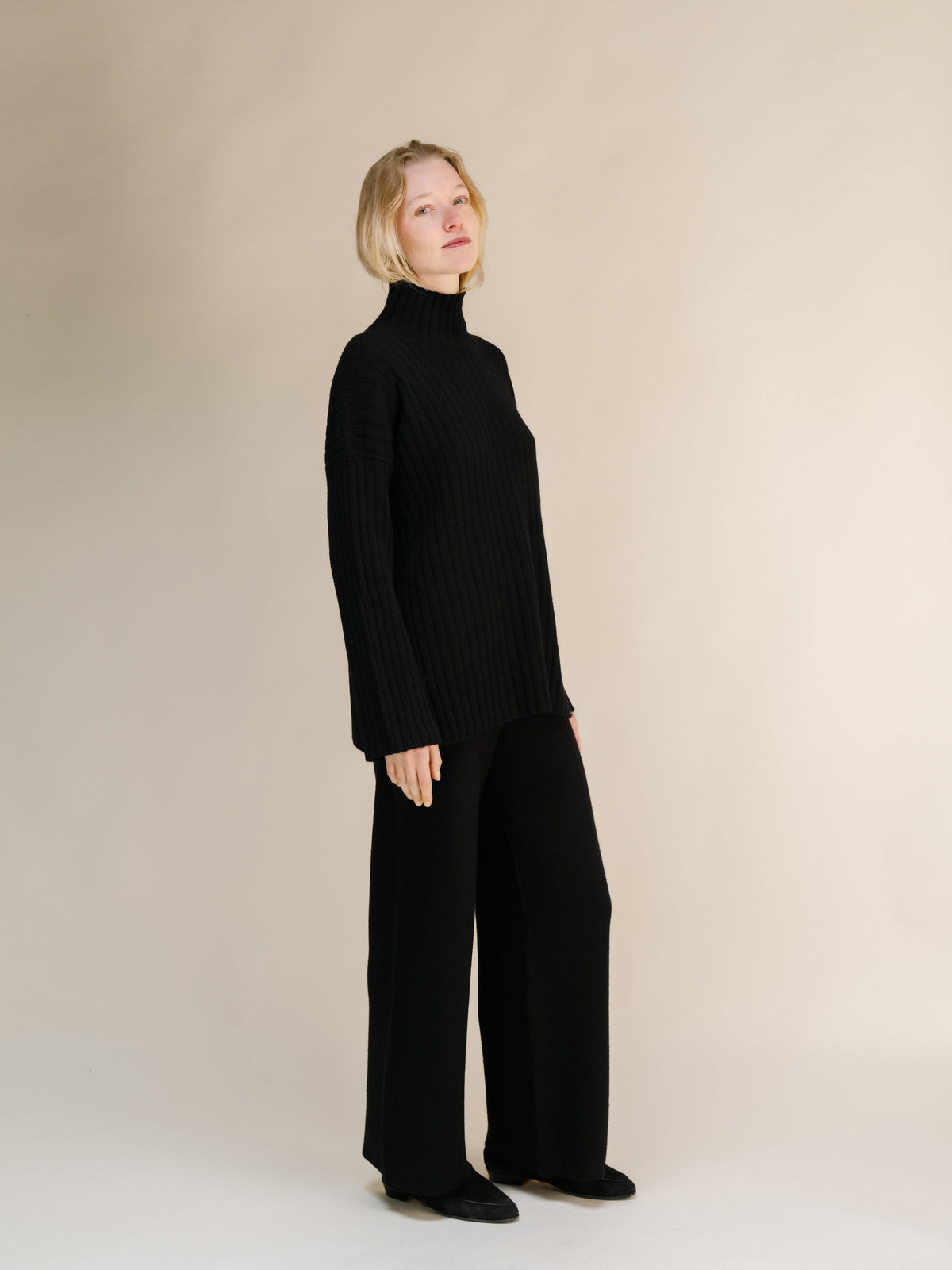 Cashmere Mix Ribbed High Neck