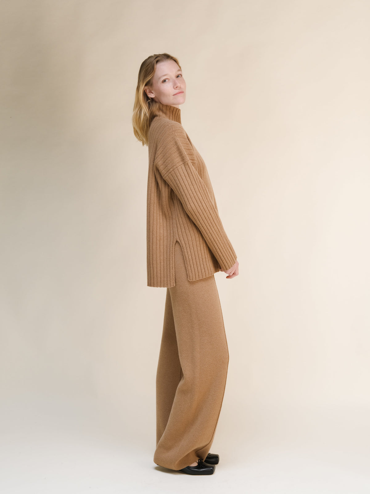 Cashmere Mix Ribbed High Neck
