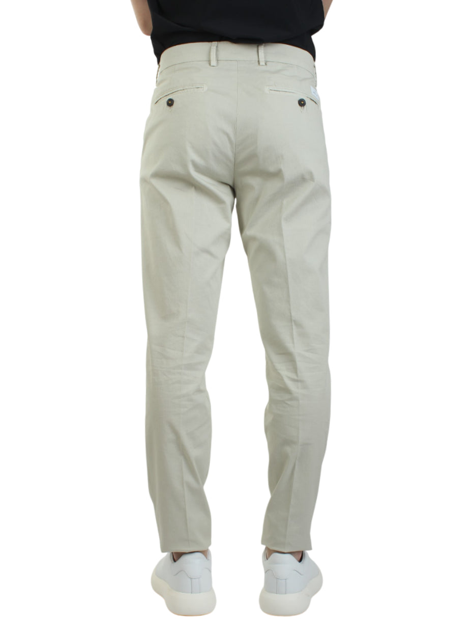 Manuel Ritz pantaloni slim fit con pinces beige