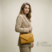 Sofia Pochette Giallo Senape con Catena