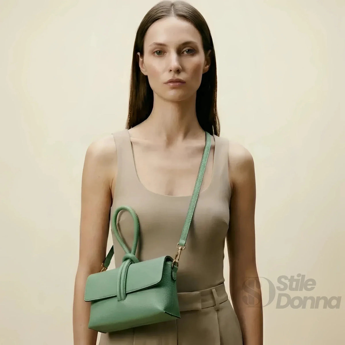 Mirella Pochette Verde Menta con Zip