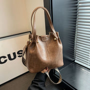 Large Capacity Fashion Portable One-shoulder Commuter Underarm Bag