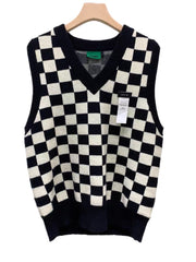 V-collar Preppy Style Chessboard Plaid Sweater Vest Knitted Sweater Men