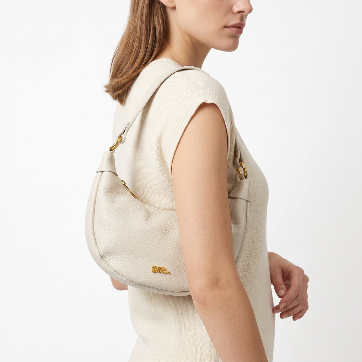 Giulia Borsa a Mezzaluna in Vera Pelle