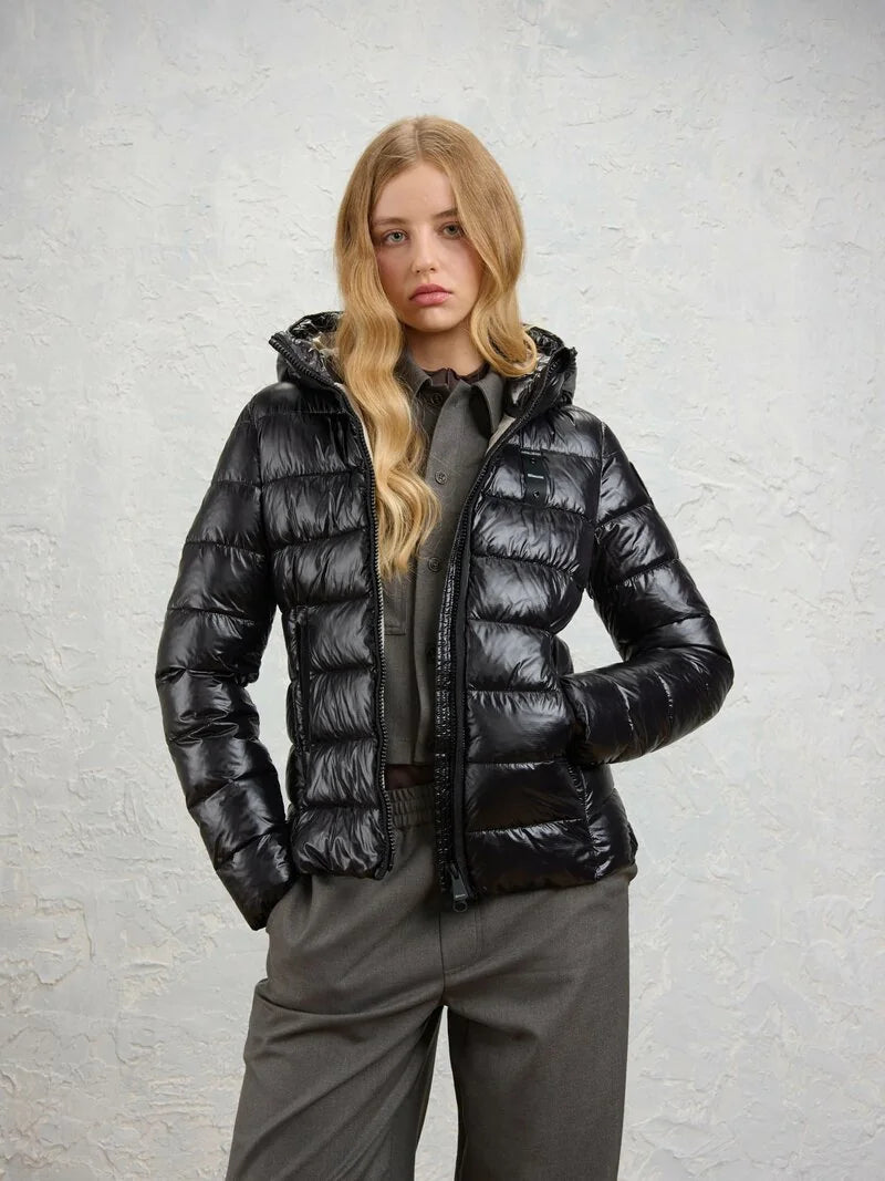 Blauer Piumino con Cappuccio 26WBLDC02070-006648 999 Donna Nero