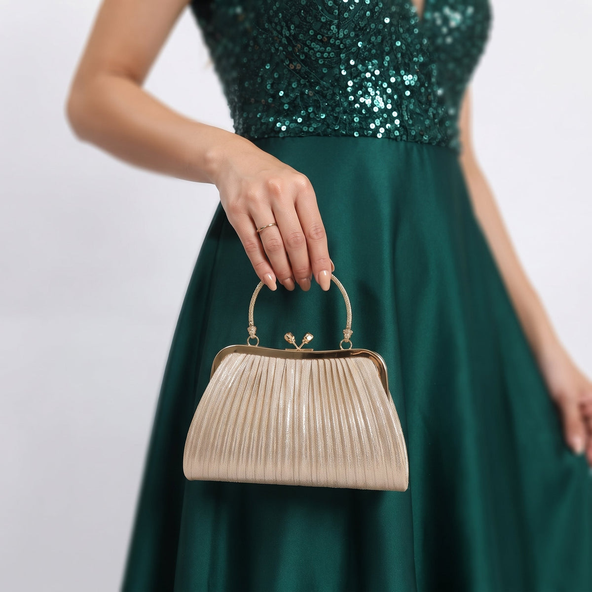 Diva Soft Pouch Borsa con Strass Oro
